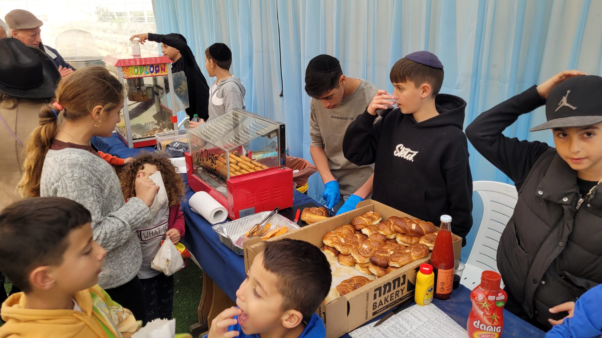 WhatsApp Image 2024-03-25 à 11.42.05_682aa4be